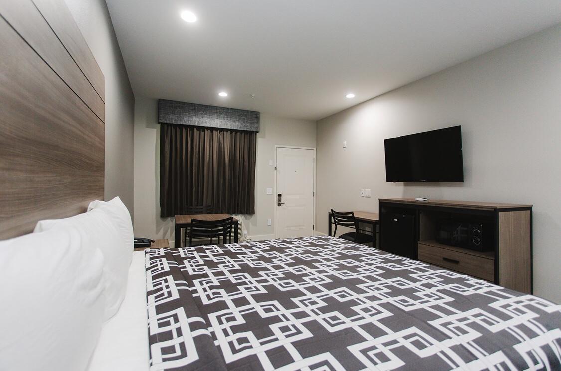 Palace Inn Конро Екстериор снимка